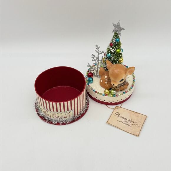 New Bethany Lowe Merry & Bright Deer On Box Retro Style Christmas Decor Figure - Picture 8 of 9